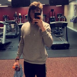 Meet your Posher, Zach